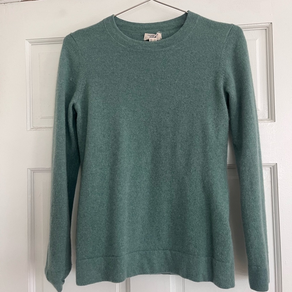 Lands' End Green Crew Neck Sweater Classic Knit Design